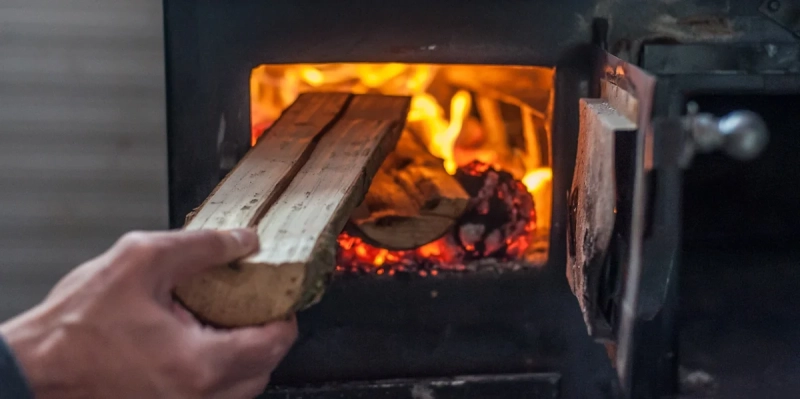 Chauffage au bois : écologique, économique et parfait pour affronter l’hiver